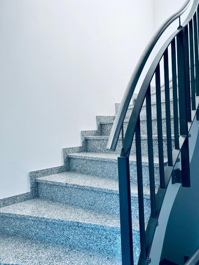 Ruheoase - Premium Suite カールスルーエ エクステリア 写真